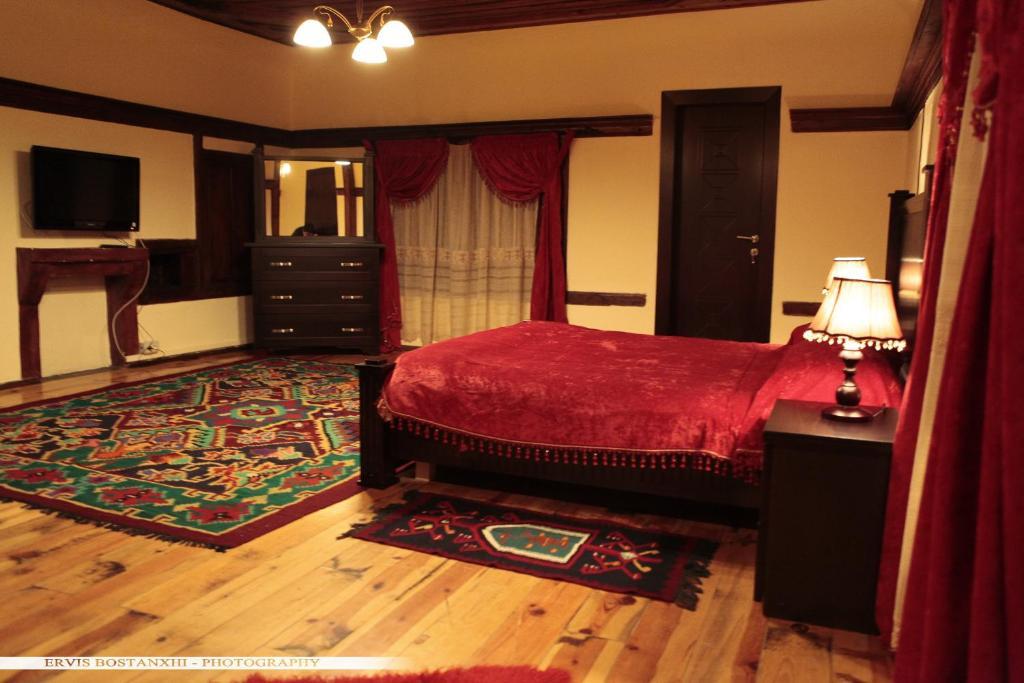 Guest House Bujtina Leon كورتشي الغرفة الصورة